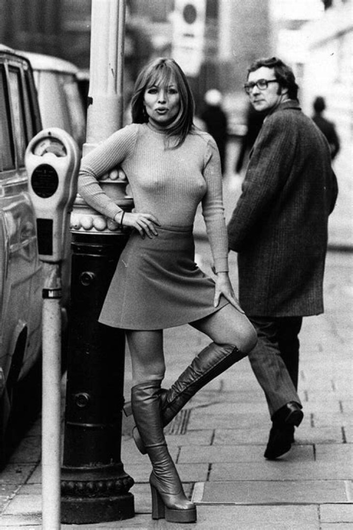 Embracing Freedom: The 70s Braless Revolution