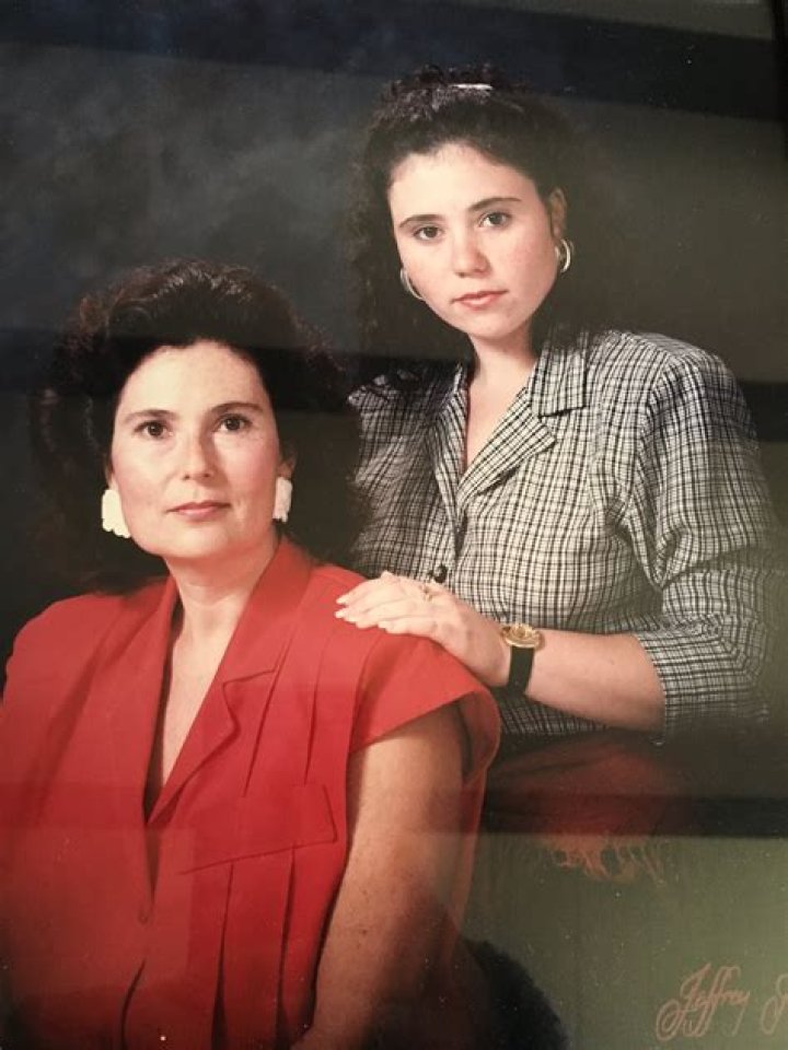The Early Years Of Alex Borstein: A Talented Young Actress