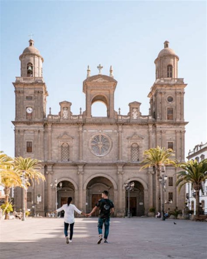 Discovering The Allure Of Anna Fanas: A Journey Through Her Life And Art