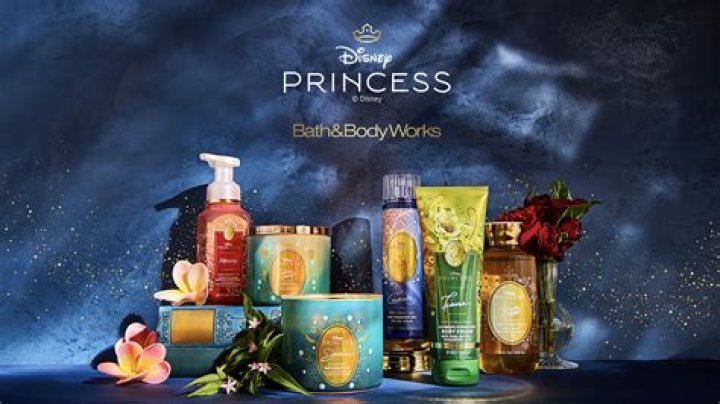 Extended Holiday Hours: Bath & Body Works Thanksgiving Schedule