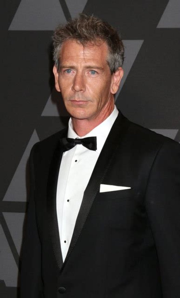Uncover The True Height Of Ben Mendelsohn: An Exclusive Insider's Look