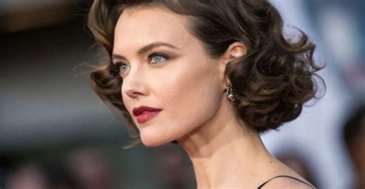 Stylish Elegance: The Best Bob Haircuts For Oval Faces