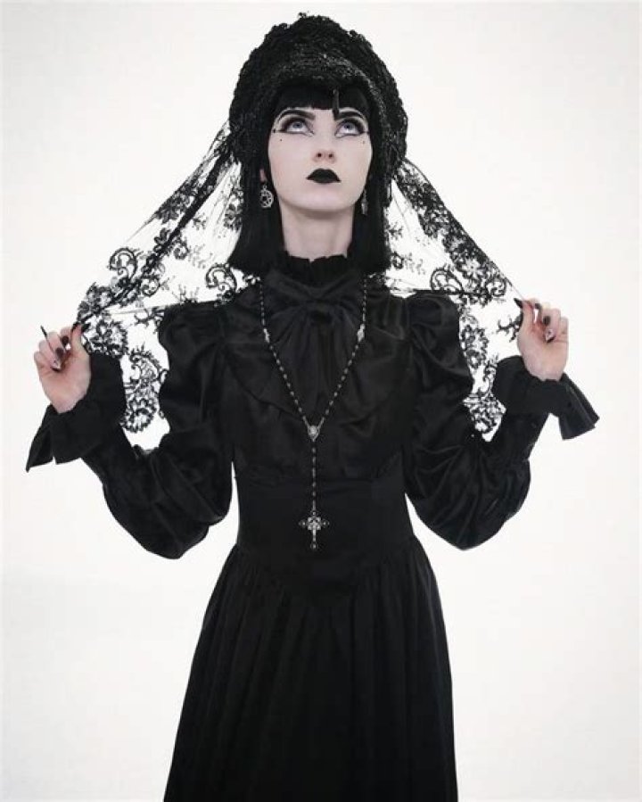 Exploring The Enigmatic World Of Bevellystrange