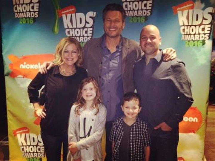 Blake Shelton's Family: A Comprehensive Guide