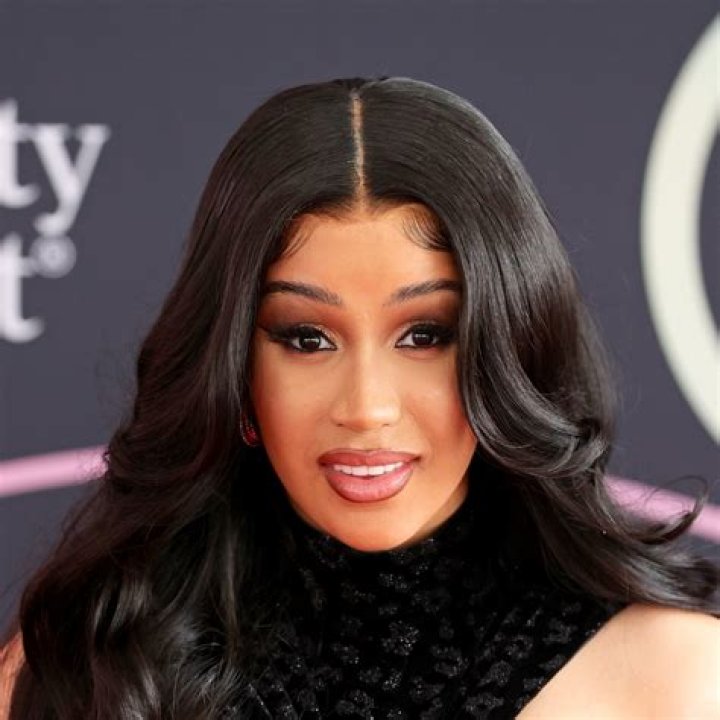 Discovering Cardi B's Eye Color: What Makes Her Unique?
