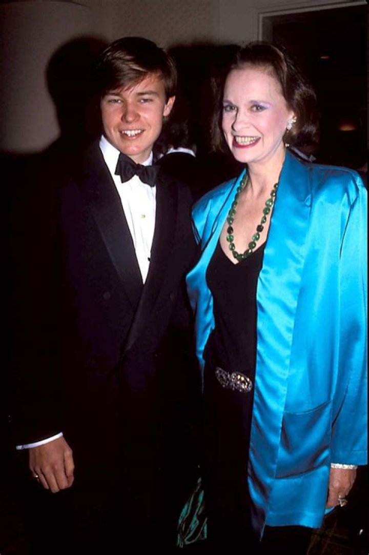 Carter Vanderbilt: A Legacy Of Influence And Innovation