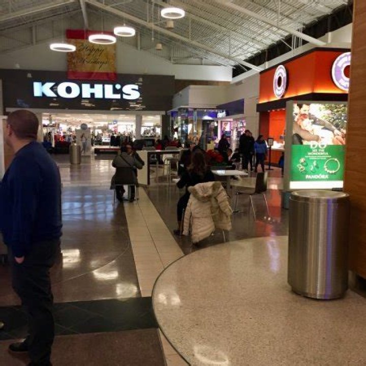 Discover Extended Holiday Shopping Hours At Chicago Ridge Mall