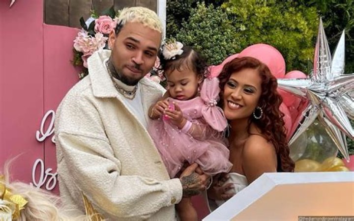 Chris Brown Welcomes His First Child With Diamond Brown