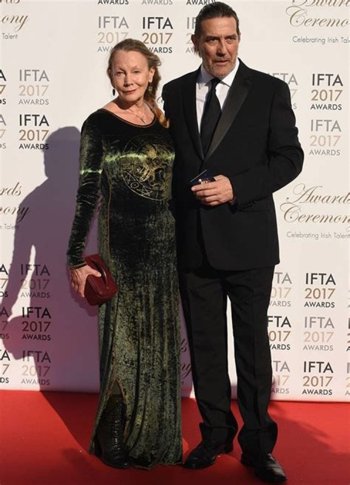 Ciarn Hinds' Staggering Height: Uncovering The Intriguing Details