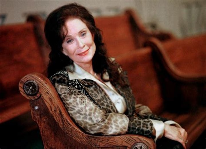 Discover The Lineage Of Crystal Gayle: Exploring Her Parents' Legacy