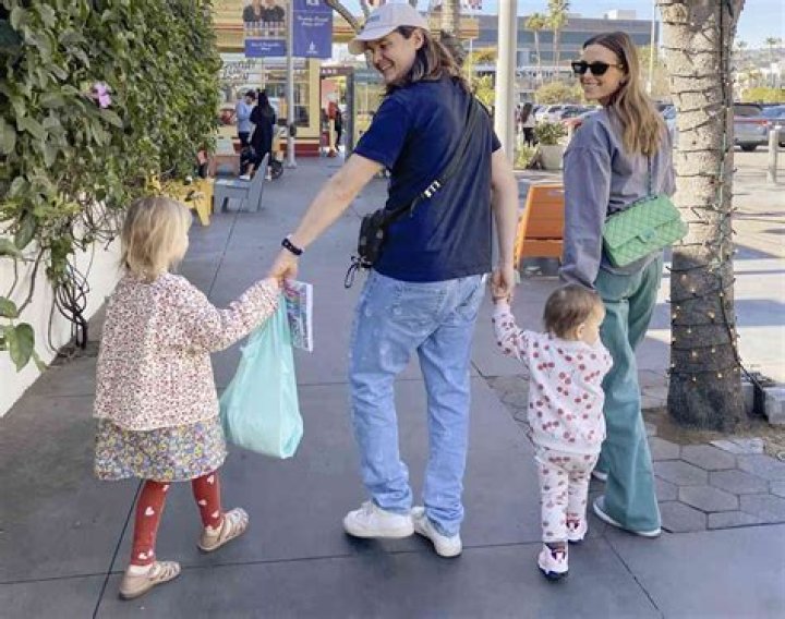 Unveiling Lukas Nelson: Family Life And Fatherhood