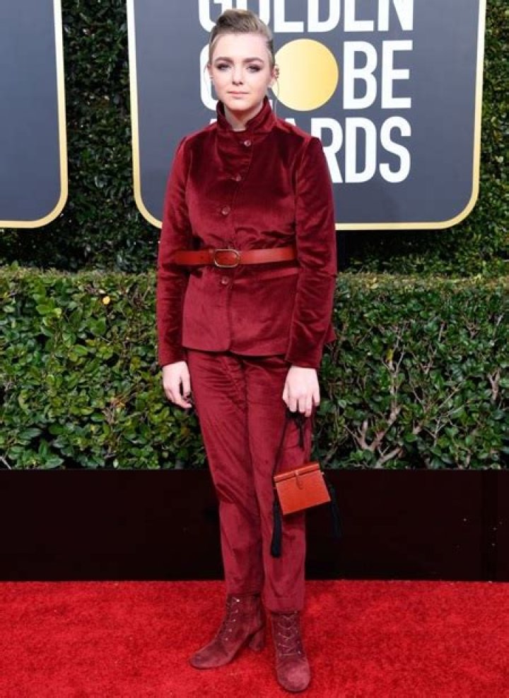 Unveiling Elsie Fisher's Height: Essential Details For Fans