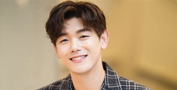 Exploring The Wealth Of A Rising Star: Eric Nam Net Worth