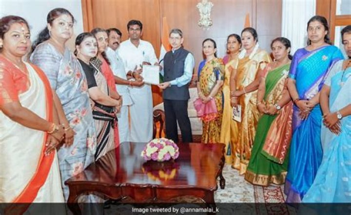 Exploring The Life Behind The Badge: Family K Annamalai IPS Wife Photos