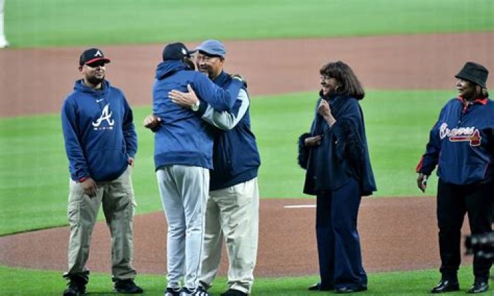 Discover The Art Of Gaile Aaron: Masterful Paintings And Inspiration