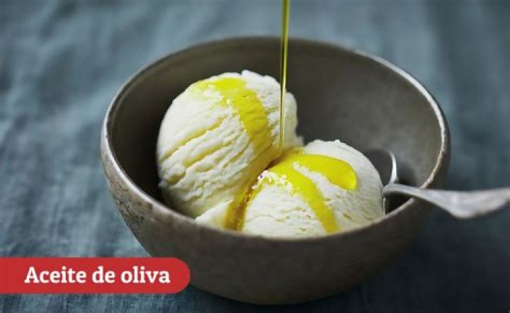 Exploring The Unique Flavors Of Helado Con Aceite De Oliva Y Sal