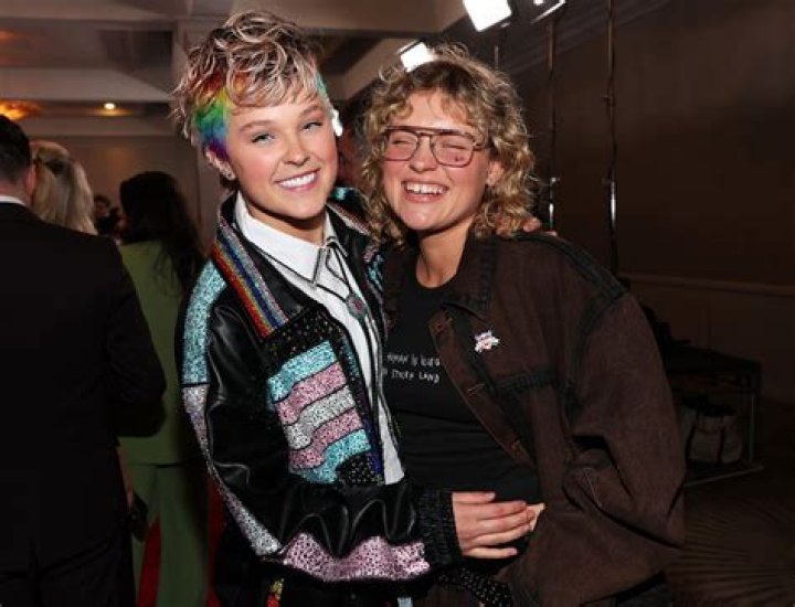 Unraveling The Mystery: How Did JoJo Siwa Die?