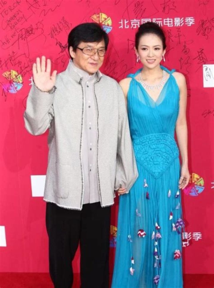 Exploring The Life Of Jackie Chan's Wife: Age And More
