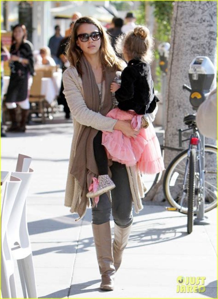 Unveiling The Life Of Jessica Alba's Sister: A Journey Beyond The Spotlight