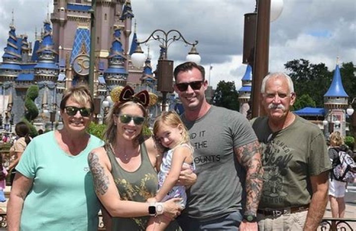 Johnny Jones: Get To Know The Entrepreneur Behind Wikipedia's Success