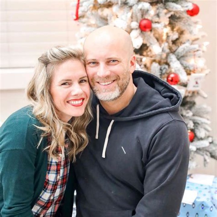 Unveiling The Life Of Kevin Spacey: Is He Married?