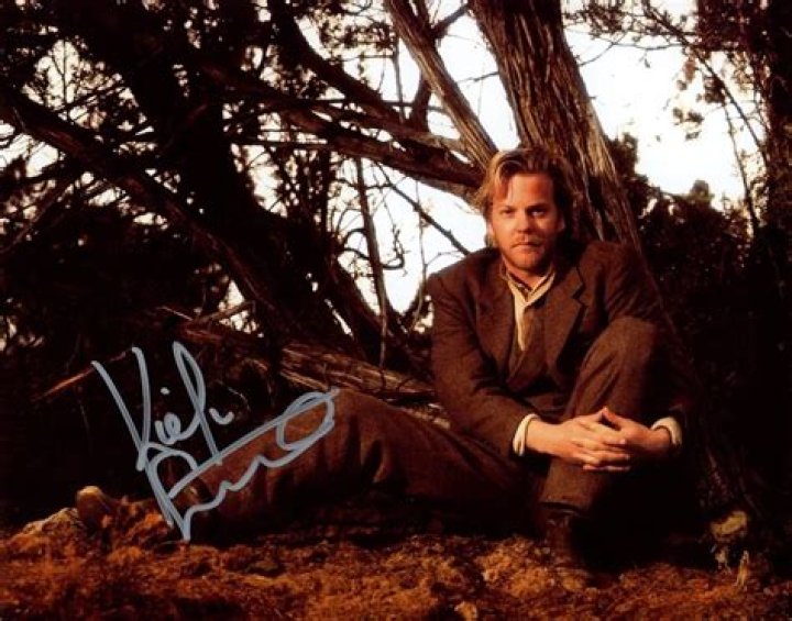 Kiefer Sutherland Autograph: A Collector's Dream