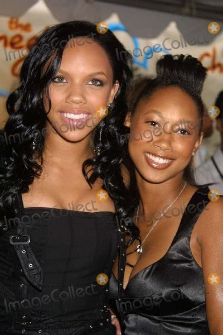 Kiely Williams Sister