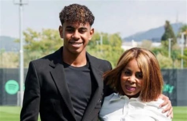 Unveiling Lamine Yamal's Mom: Her Age And Impact On His Life