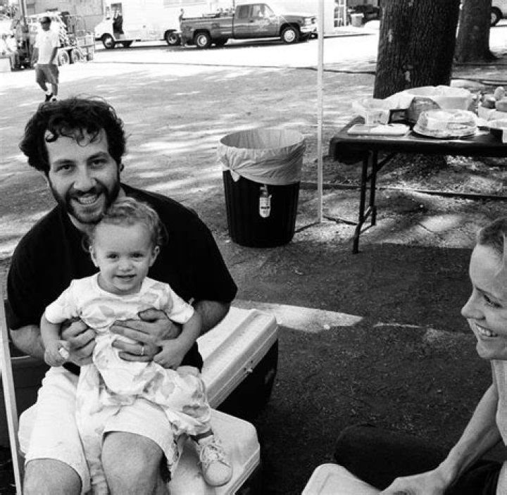 Unveiling The Life Of Leslie Mann's Father: A Journey Through Family And Fame