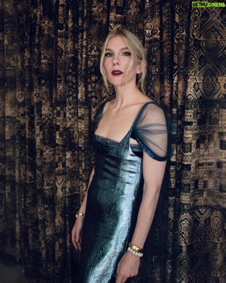 The Ultimate Lily Rabe Wiki: Uncover Her Life And Career