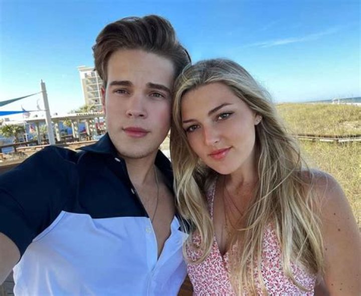 Exploring The Lizzy Greene Relationship: Love, Life, And Stardom