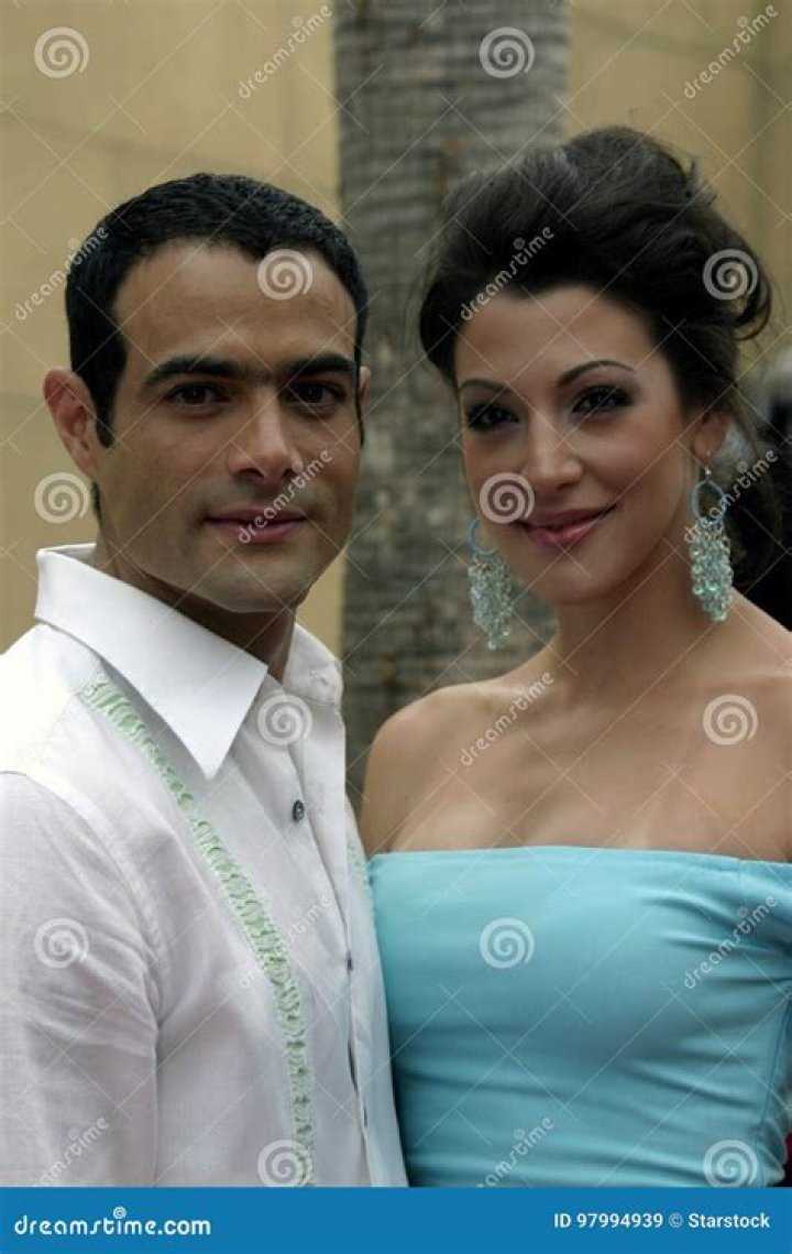 Unveiling The Life Of Luis Roberto Guzmán's Wife