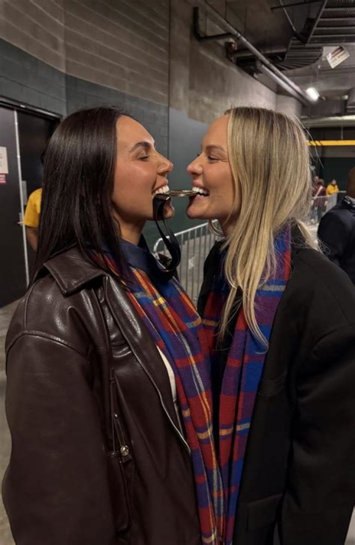 Miep's Extraordinary Friend, Tess: The Untold Story Of A Remarkable Bond