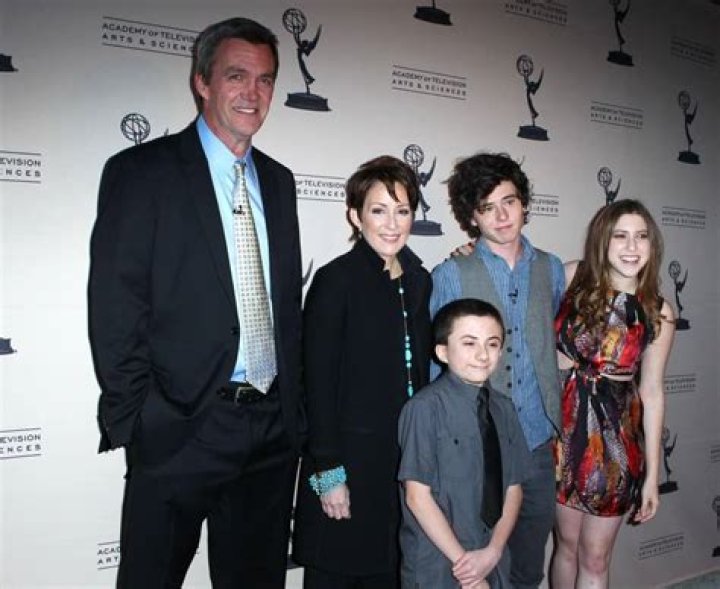Exploring The Heartwarming World Of Neil Flynn's Family