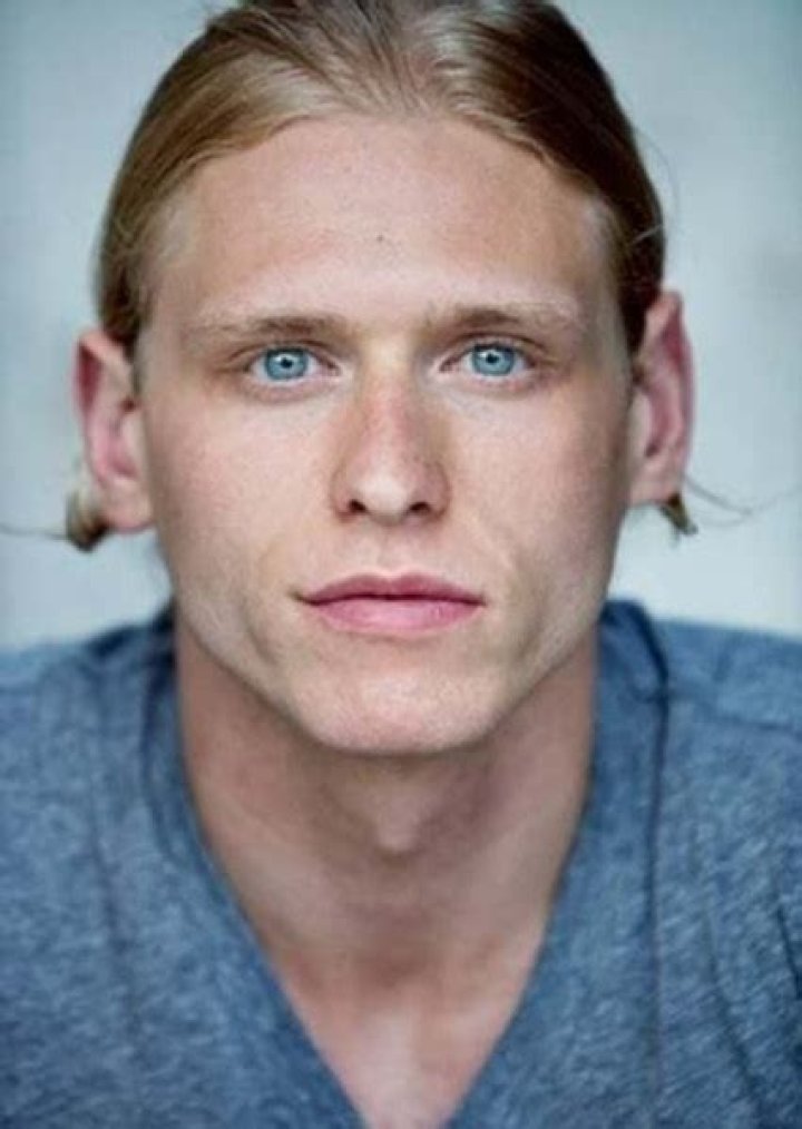 Nicholas Logan: Age, Accomplishments & Life Story