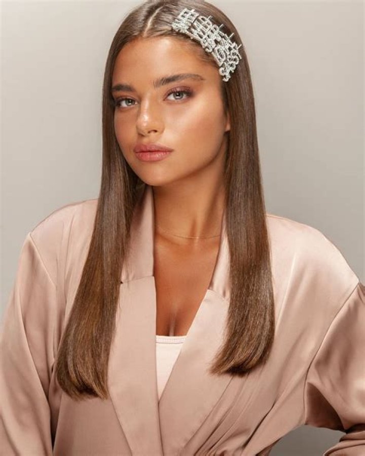 Noa Kirel's Age: How Old Is The Israeli Pop Singer?