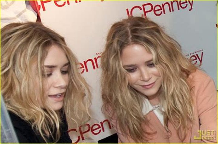 The Olsen Twins' Guide To Enhancing Cheekbones With Buccal Fat Removal