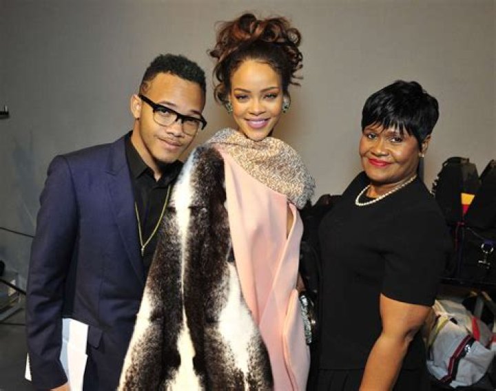 Unveiling Rihanna's Family Bonds: Sisters And Brothers Uncovered