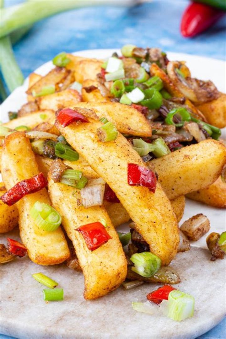 Discovering The Crunch: The Allure Of Salt And Pepper Chips