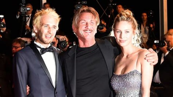 Exploring Sean Berdy's Relationships: A Journey Through Love And Connection