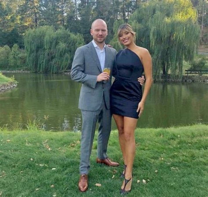 Unveiling Sean Evans Height: The Man Behind The Spice