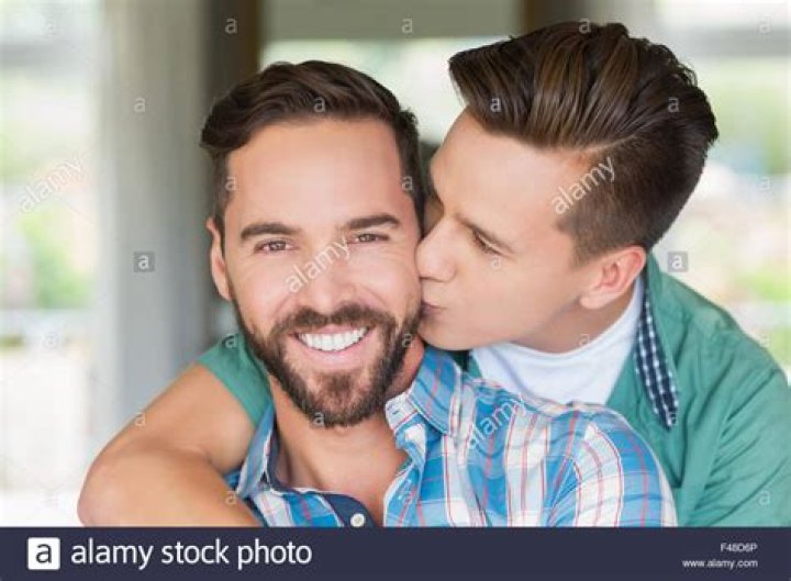 The Ultimate Guide To Understanding Straight Guys Kissing Guys