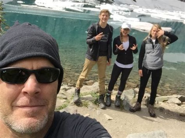 The Untold Story Of Tom Brady's Wife