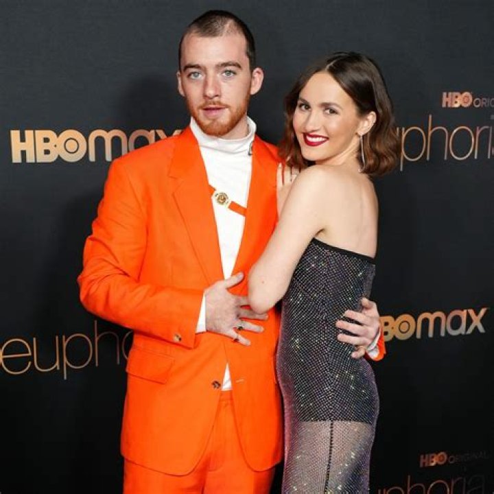 Understanding The Maude Apatow Couple: A Deep Dive Into Relationships And Fame