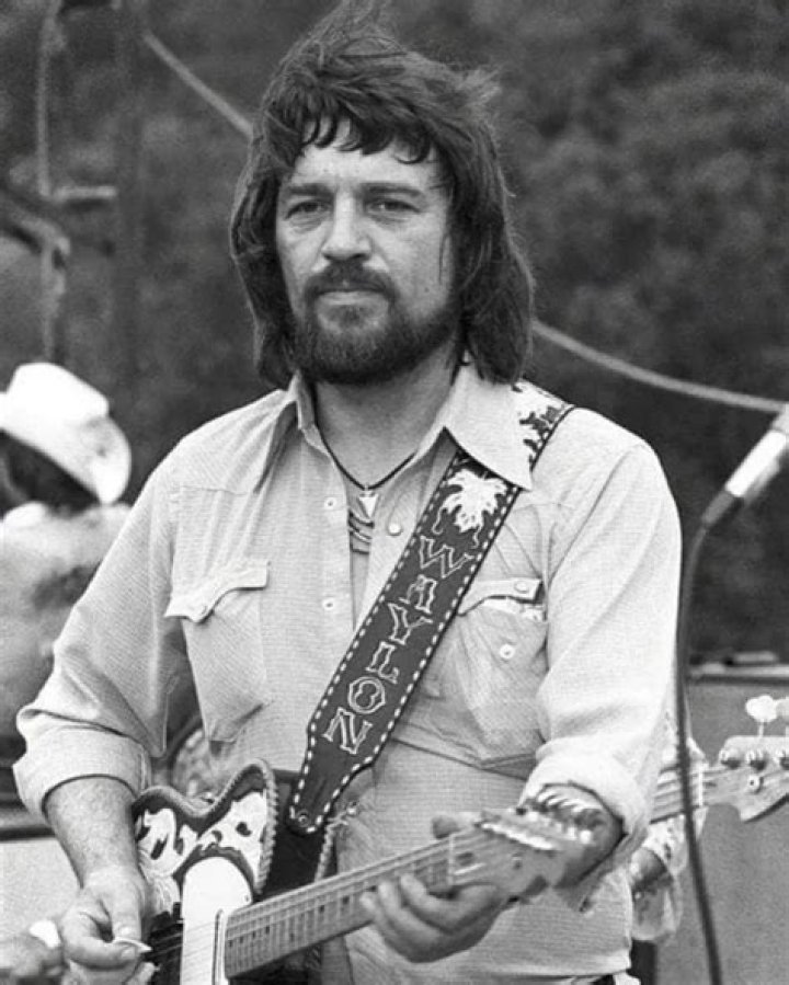 Unveiling Waylon Jennings: Height And Weight Of A Country Legend