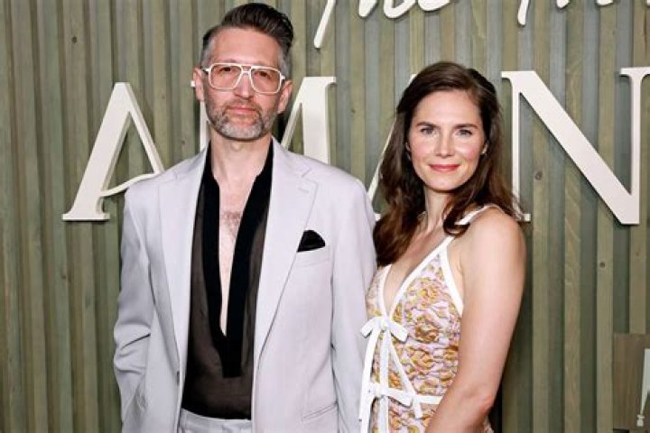 Unraveling Amanda Carpenter's Marital Status: Who's Her Beloved?