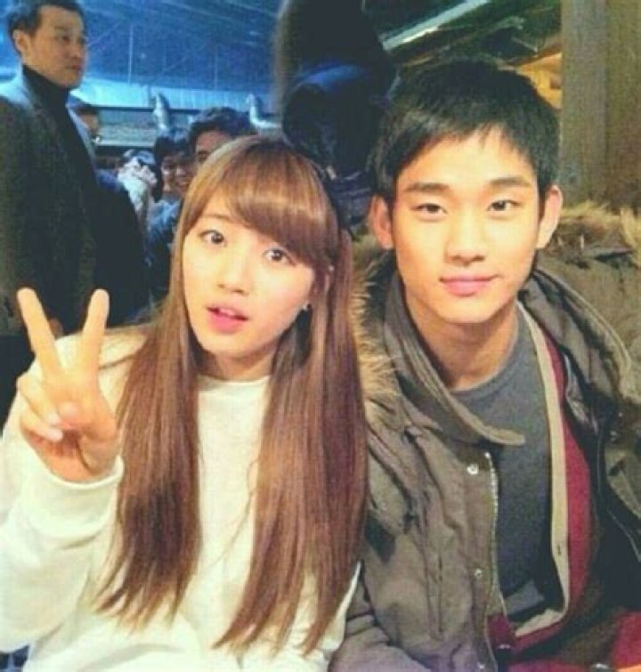 Unraveling The Mystery: Who Is Kim Soo Hyun's Girlfriend?