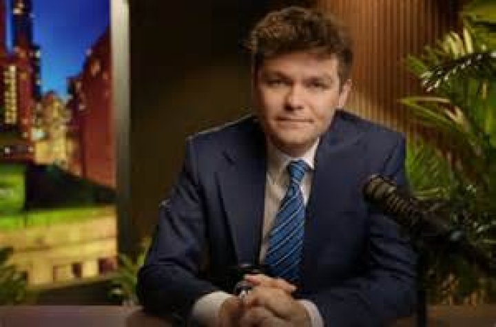 Nick Wayne's Lineage: Uncovering His Father's Identity