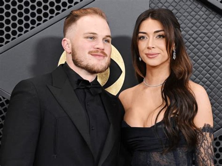 Zach Bryan's Ex-Wife: Unraveling The Story Behind The Music